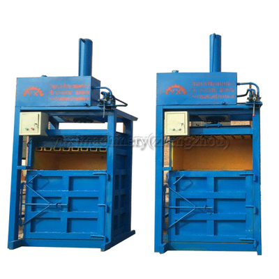 Machine en plastique de compression de presse de bouteille de bonne de réputation de déchets d'animal familier presse de bouteille/tissu de rebut